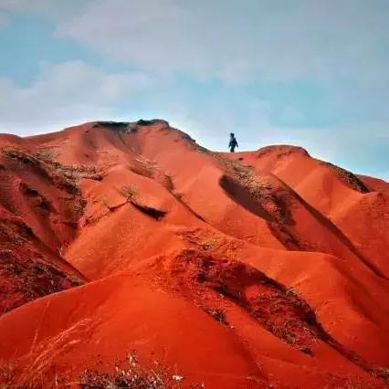 《红色沙漠》东京电玩展首曝：亲身体验前中期冒险之旅，独家体验不容错过