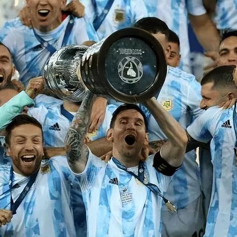 FIFA19 UT周最佳阵容盘点：球星集结，谁将脱颖而出？