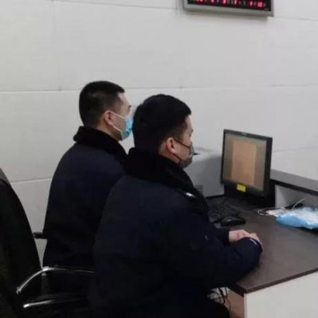 《黑色洛城》Switch触摸屏：指尖上的犯罪解密新体验