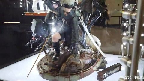 《尼尔:机械纪元》1比4雕像展惊艳亮相,现场实拍图集! 《尼尔:机械纪元》1比4雕像展惊艳亮相,现场实拍图集!