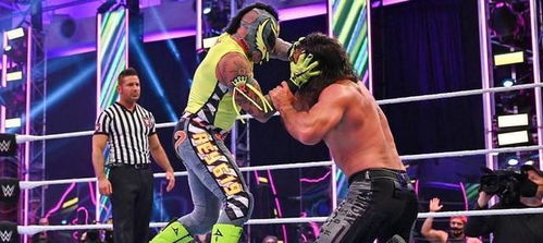 《GetOnTop》惊悚摔跤：邪恶蹦床挑战，谁将登顶？