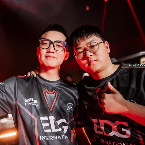 《无畏契约》亚海悬城零点位攻略：零点玩法揭秘！