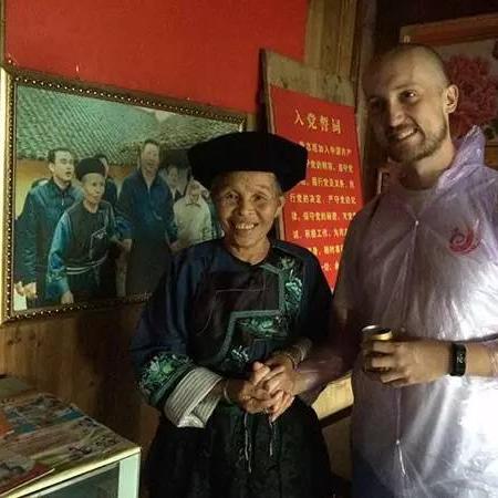 《无畏契约》Life选手精彩操作集锦,一招制胜! 《无畏契约》Life选手精彩操作集锦,一招制胜!