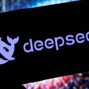 DeepSeek创始人梁文锋放话,中国AI凭啥永远跟随?谁能站到技术前沿?