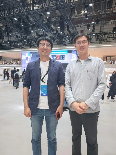 王化回应小米手机照片卡顿发热 王化回应小米手机照片卡顿发热