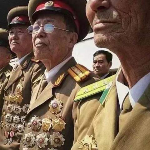 《蝙蝠侠：阿甘骑士》预订奖励大揭秘！独家先睹为快