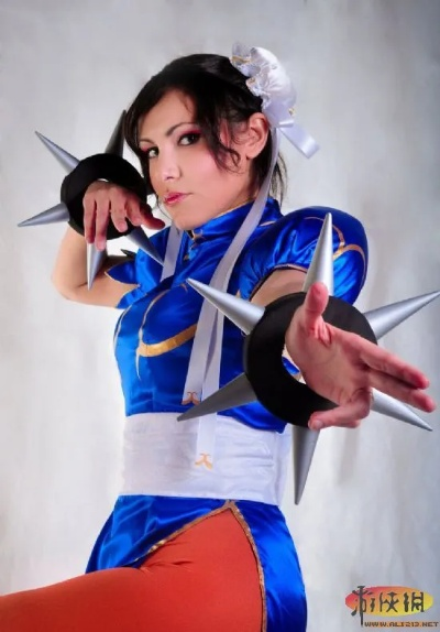 COS女神VS金刚狼：每周巅峰对决！