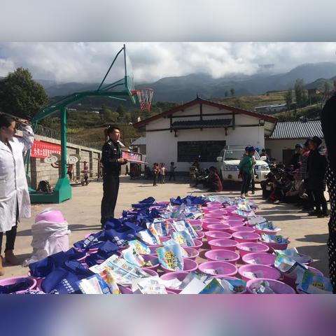 《禁毒卫士》变身！四人联手，揭秘全新动作冒险秘境