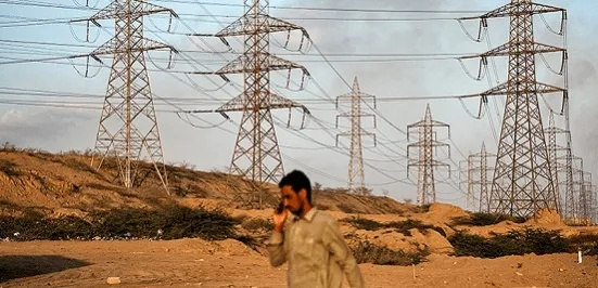 伊朗首都停电大揭秘：中国公司挖矿用电狂潮引发关注