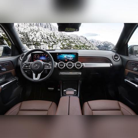 《速度与激情：十字路口》惊艳逆袭，年度神作再创辉煌