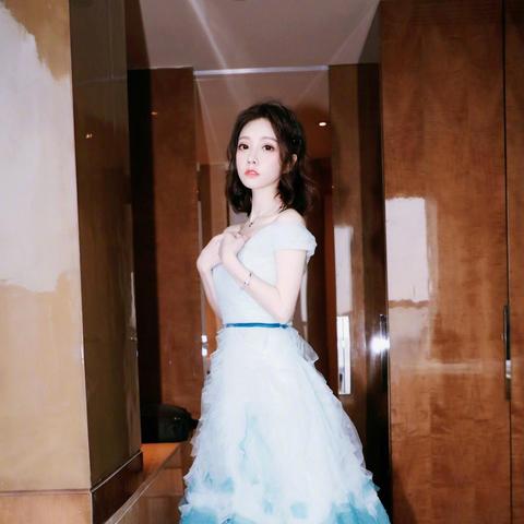 《云端朋克》新篇章，PS4/Xbox One与Switch同步绽放科技魅力