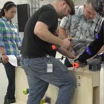 《死亡搁浅》弩哥半蹲赏景引热议，似“知了”新视角曝光！