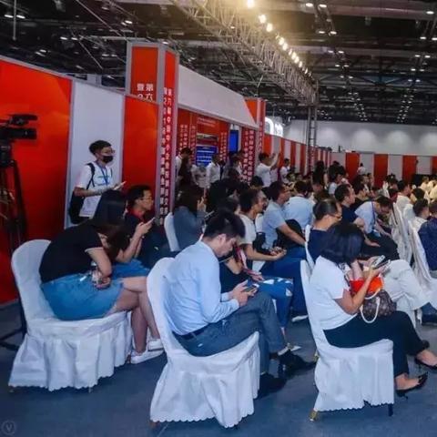 《使命召唤16》全新微交易系统，开启现代战争新纪元！