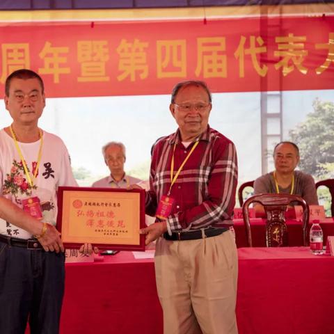 《我的世界》十周年庆典大放送!原版网页免费畅玩,惊喜无限! 《我的世界》十周年庆典大放送!原版网页免费畅玩,惊喜无限!