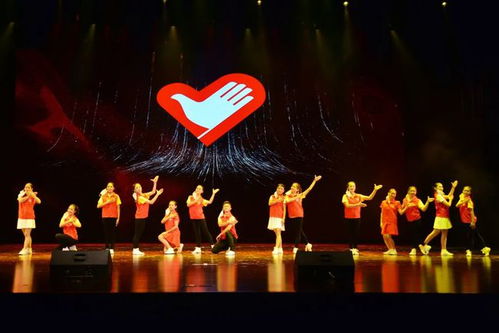 《逆转裁判》舞台剧全角色惊艳亮相，揭秘全新视觉盛宴！