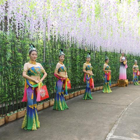 中秋狂欢《绝地求生》中国风服饰大揭秘，独家定制新体验