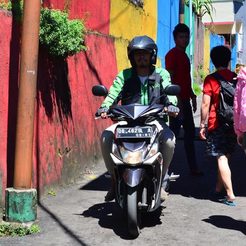 《彩虹六号:围攻》新图曝光:揭秘农场与贫民窟对决新篇章 《彩虹六号:围攻》新图曝光:揭秘农场与贫民窟对决新篇章