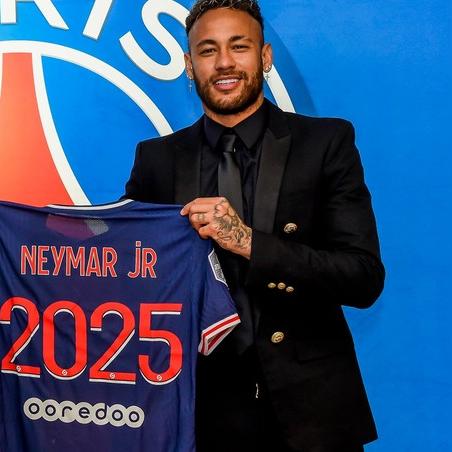 内马尔夺冠狂欢，巴西战队CS：GO巅峰对决新篇章