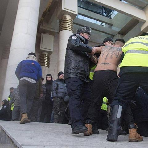 绝地求生三级头空投独占，揭秘全新平衡调整策略