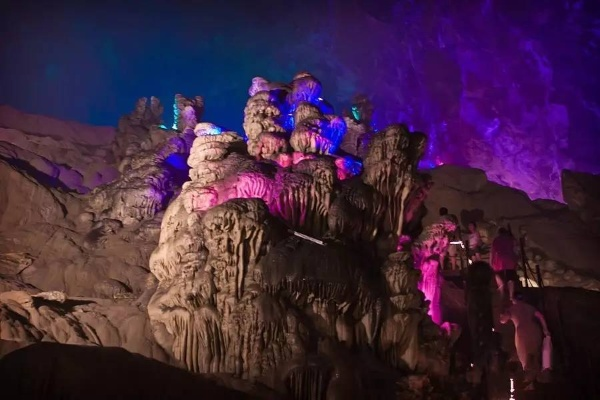 碧水洞解锁攻略：悟空探险新篇章，揭秘神秘洞府秘境