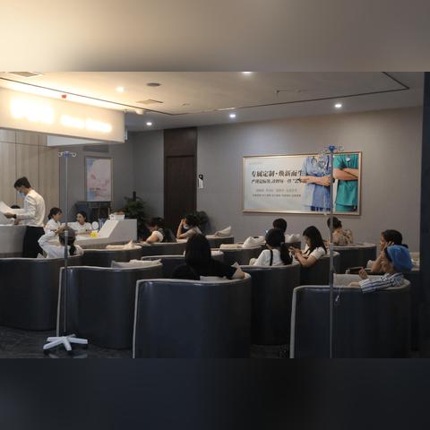 丧尸护士一枪爆头，揭秘《丧尸纪元》新预告惊悚力