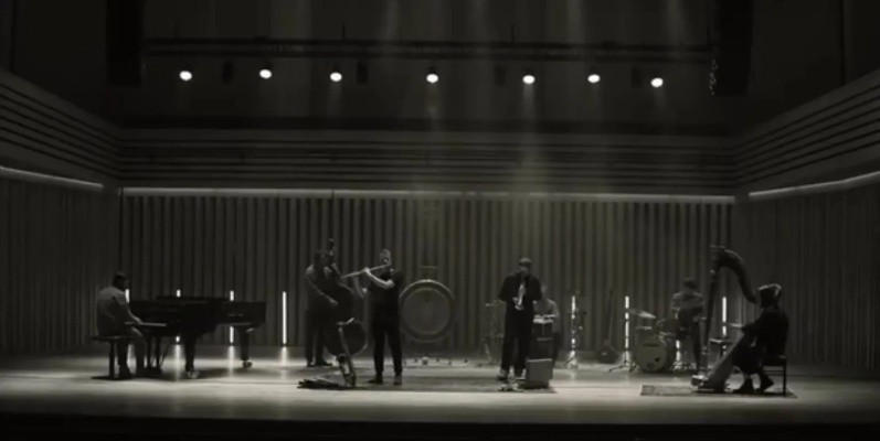 《灰色旋律》揭秘:沉浸式音乐之旅,情感共鸣新体验 《灰色旋律》揭秘:沉浸式音乐之旅,情感共鸣新体验