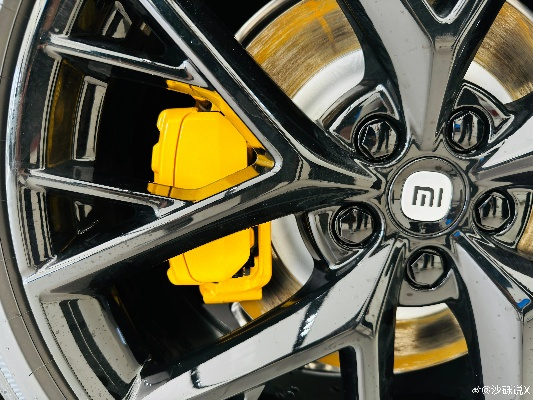小米汽车SU7轮胎轮毂配置大揭秘，尽享极致驾控体验
