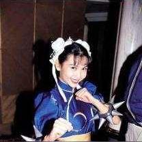 春丽女警新装揭秘，街头霸王5独家升级体验