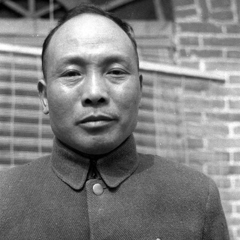 《交错战线》2-22高阶攻略：深度解析困难模式制胜秘籍与精英阵容推荐