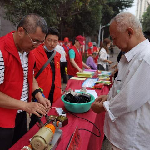 《元梦之星》爱心贴贴攻略：揭秘高效积分赛技巧