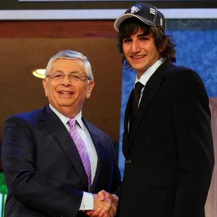 《命运》传奇升级,狼之屋传奇装,全新价值解锁! 《命运》传奇升级,狼之屋传奇装,全新价值解锁!