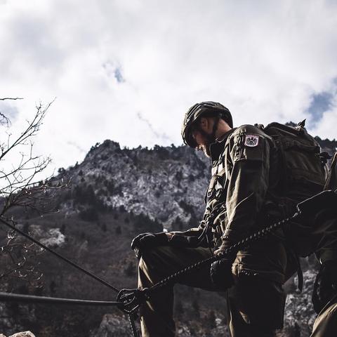 《超越战地》50v50百人激战，全新《精英对决》震撼来袭