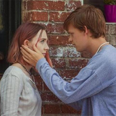 拉里·伯德惊喜加盟，《愤怒的小鸟》季节版焕新升级！