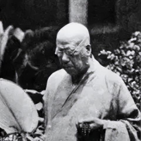 不堪青春探秘，奇异人生新篇章