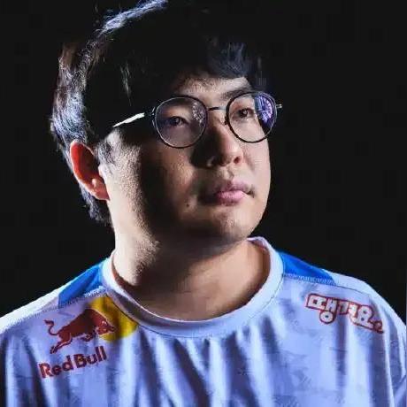 全新视角解锁!《银河舰队3》战斗模式革新体验震撼来袭 全新视角解锁!《银河舰队3》战斗模式革新体验震撼来袭