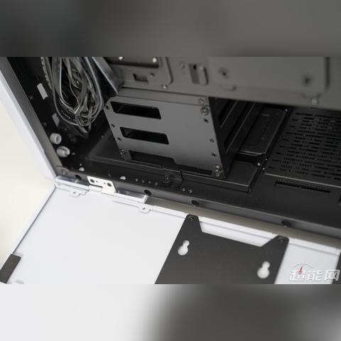 《进化》PC版终极配置曝光！全新“硬盘杀手”挑战极限性能！