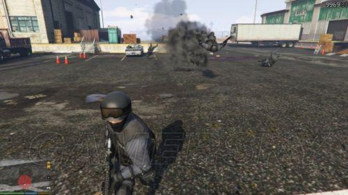 《GTA5》惊现致命Bug！Swat特警突然开火，玩家体验崩溃！