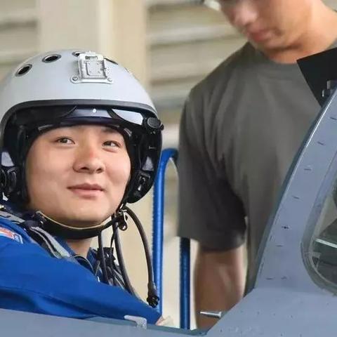 无畏契约边陲套装价格揭秘，全新价值解析！