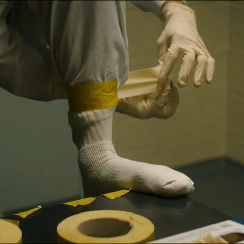 黑色手套VR解谜探险，沉浸式惊悚体验全新升级