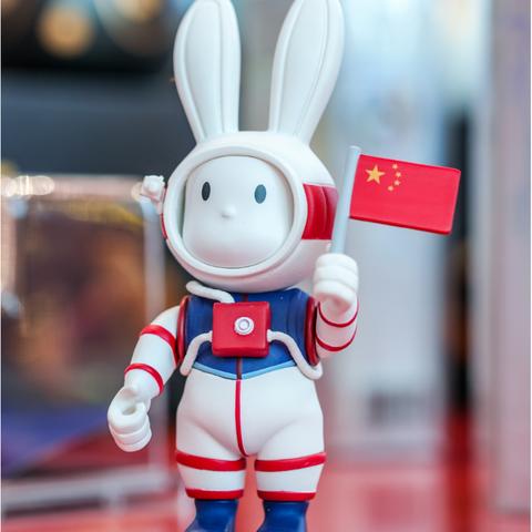 月景如画！《命运》全景赏，月球风光醉人心魄，探索新视界