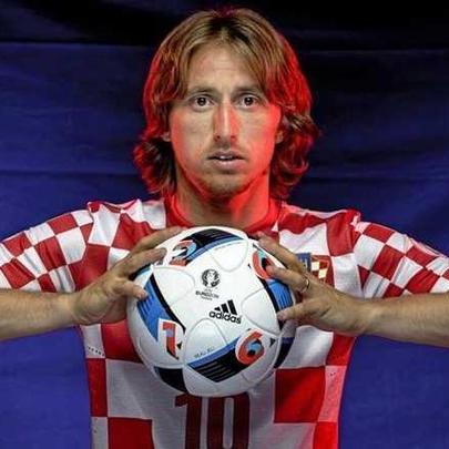 《FIFA 15》球员真实度升级解析，对比《FIFA 14》视觉盛宴新体验