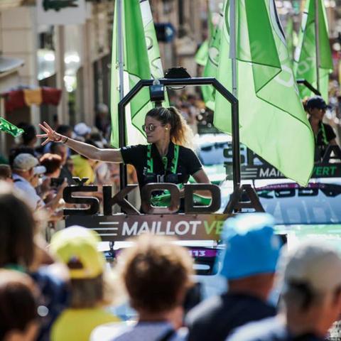 孤独托马斯新篇：本杰明翱翔探险之旅