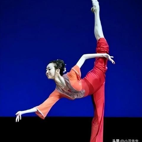 梦魇重现，惊悚解密新篇章