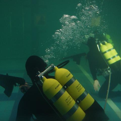 《幽灵突击》揭秘：DLC新篇章，战术革新揭秘！