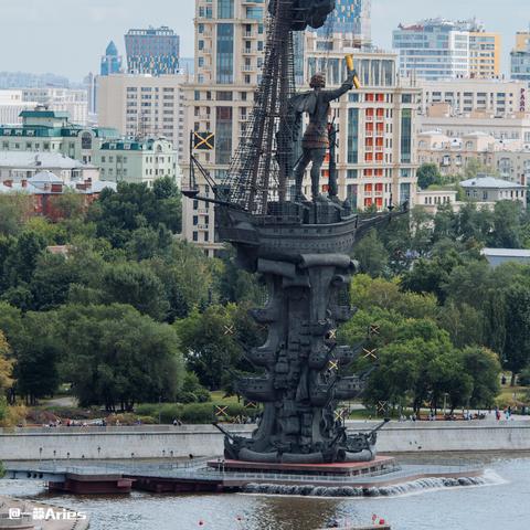 上古卷轴5独家揭秘：超逼真雕像赏，福利盛宴新体验