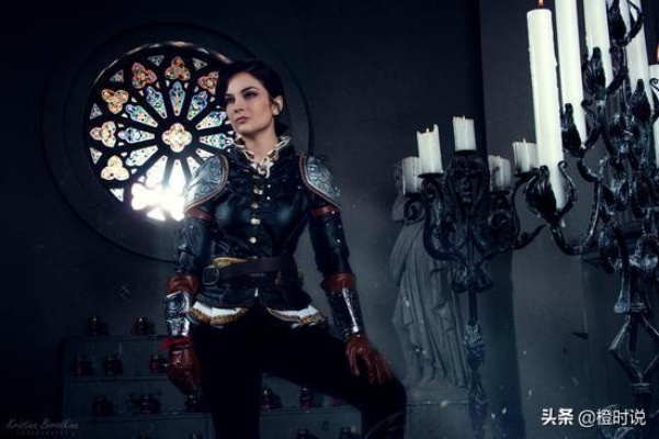 吸血鬼女王魅力绽放，《血骑士》新预告赏惊艳来袭