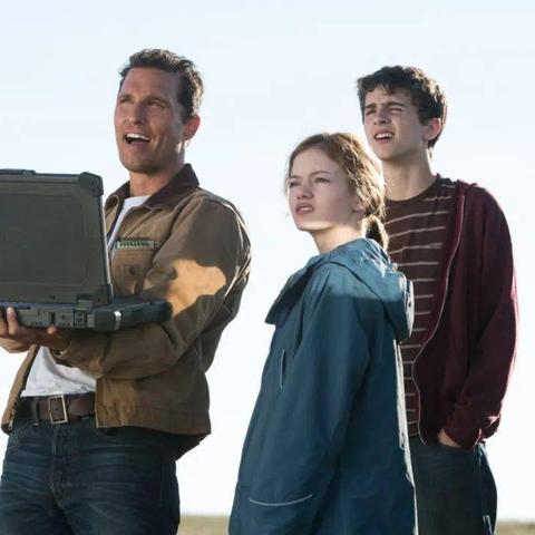 《星际争霸》15周年庆：经典重生，荣耀再续，传奇新篇章！