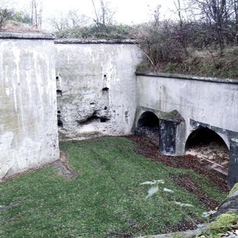 《堡垒之夜》遥控炸弹高阶技巧揭秘!炸飞对手攻略! 《堡垒之夜》遥控炸弹高阶技巧揭秘!炸飞对手攻略!