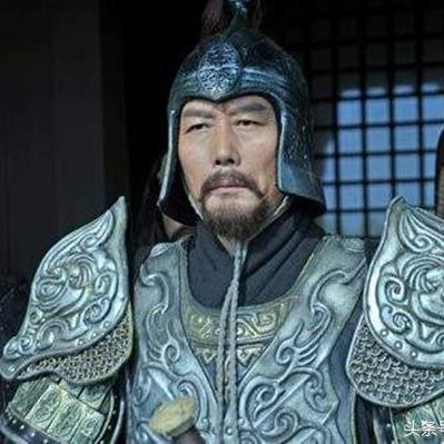 《英雄连2》战局制胜攻略:深度解析核心战术与策略 《英雄连2》战局制胜攻略:深度解析核心战术与策略