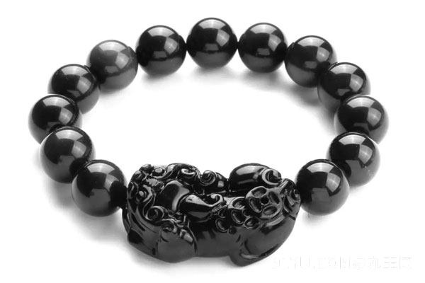 黑曜石：逆境磨砺下的全新改写，品质升级再现辉煌